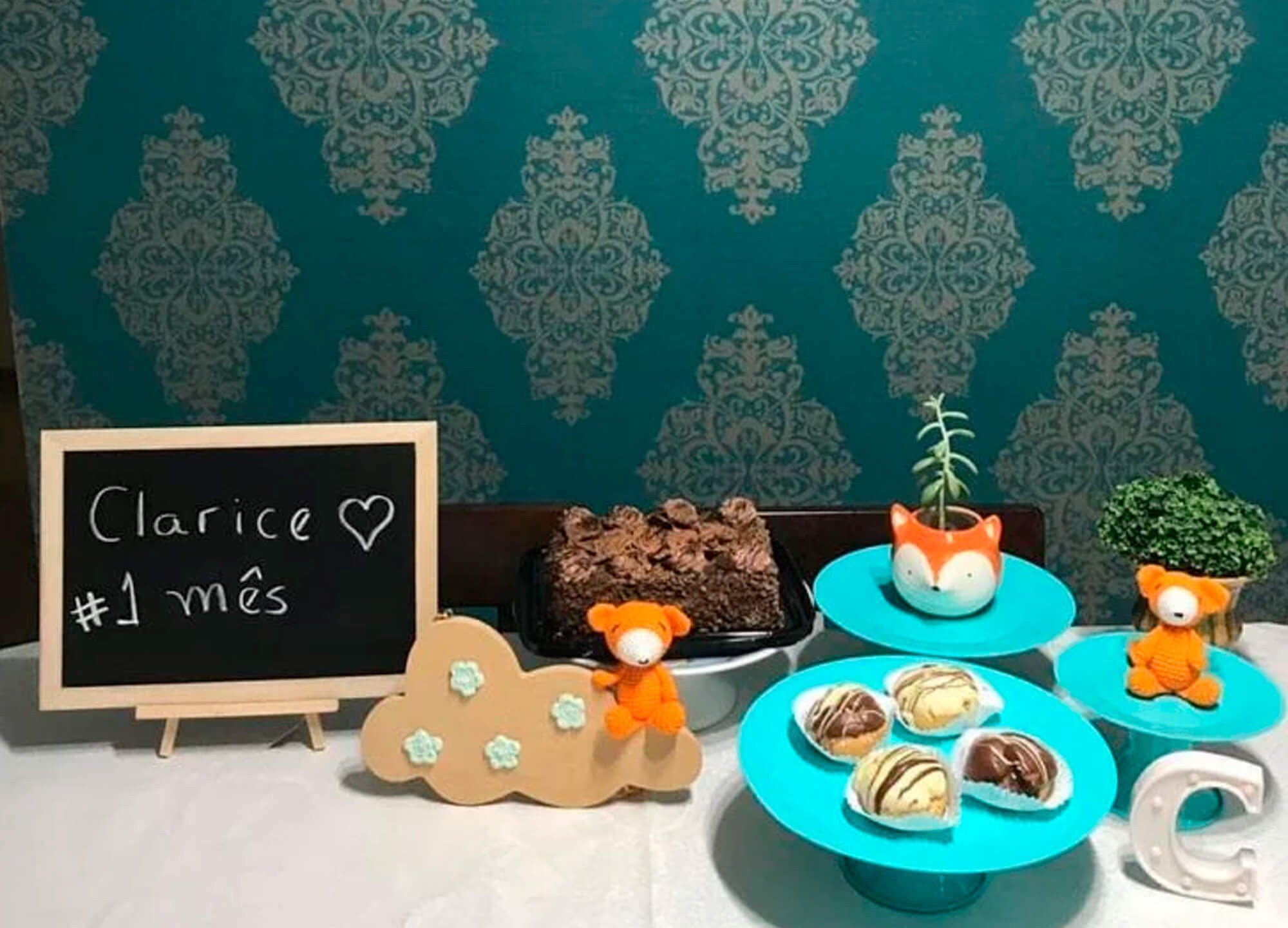 Decoração Mesversário Clarice