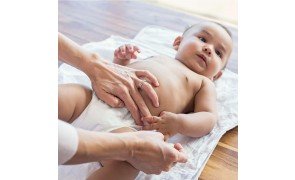 Como Trocar a Fralda do Bebê