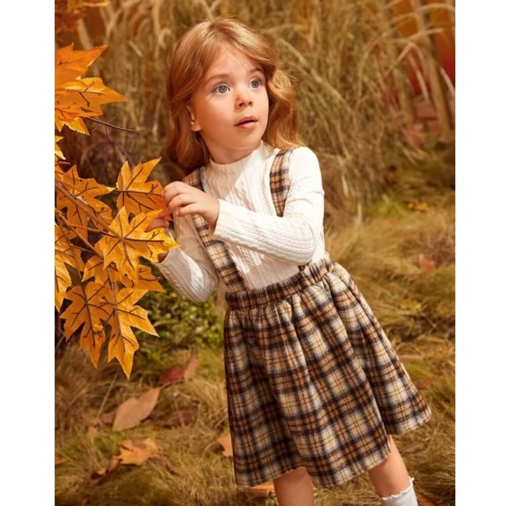 Look Infantil com Tom Neutro para o Natal